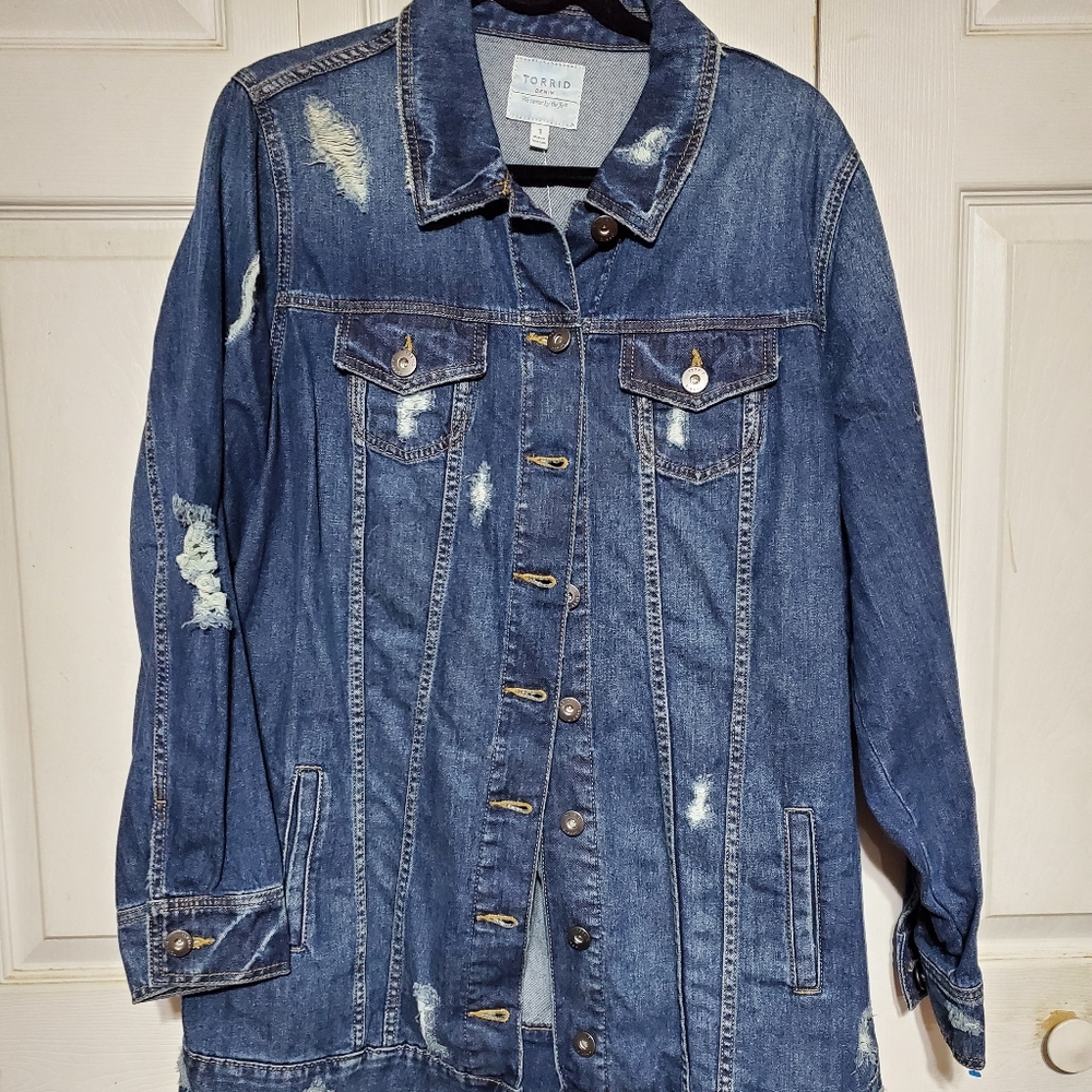 Torrid long line distressed denim jacket - SIZE 1
